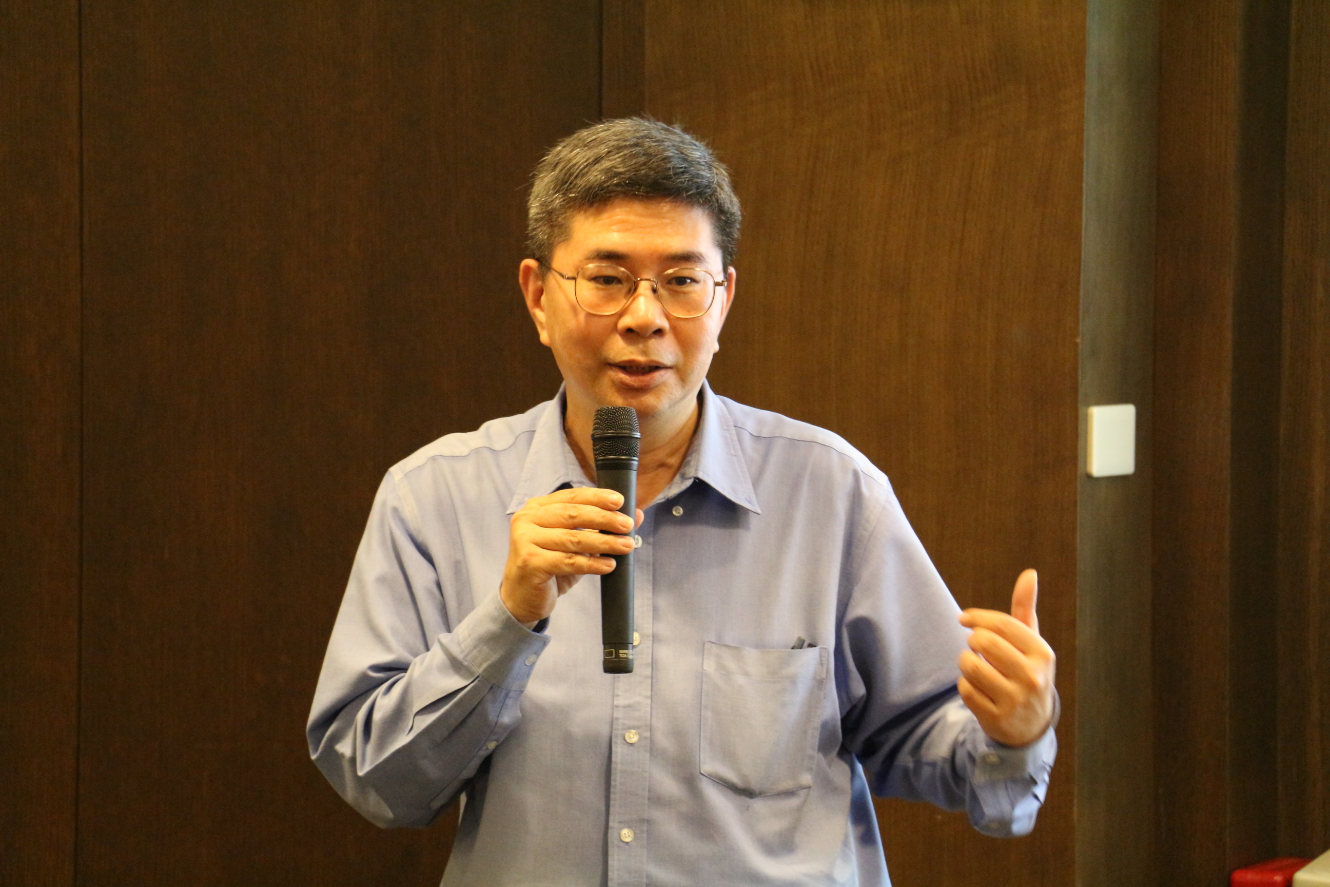 李孟晃教授